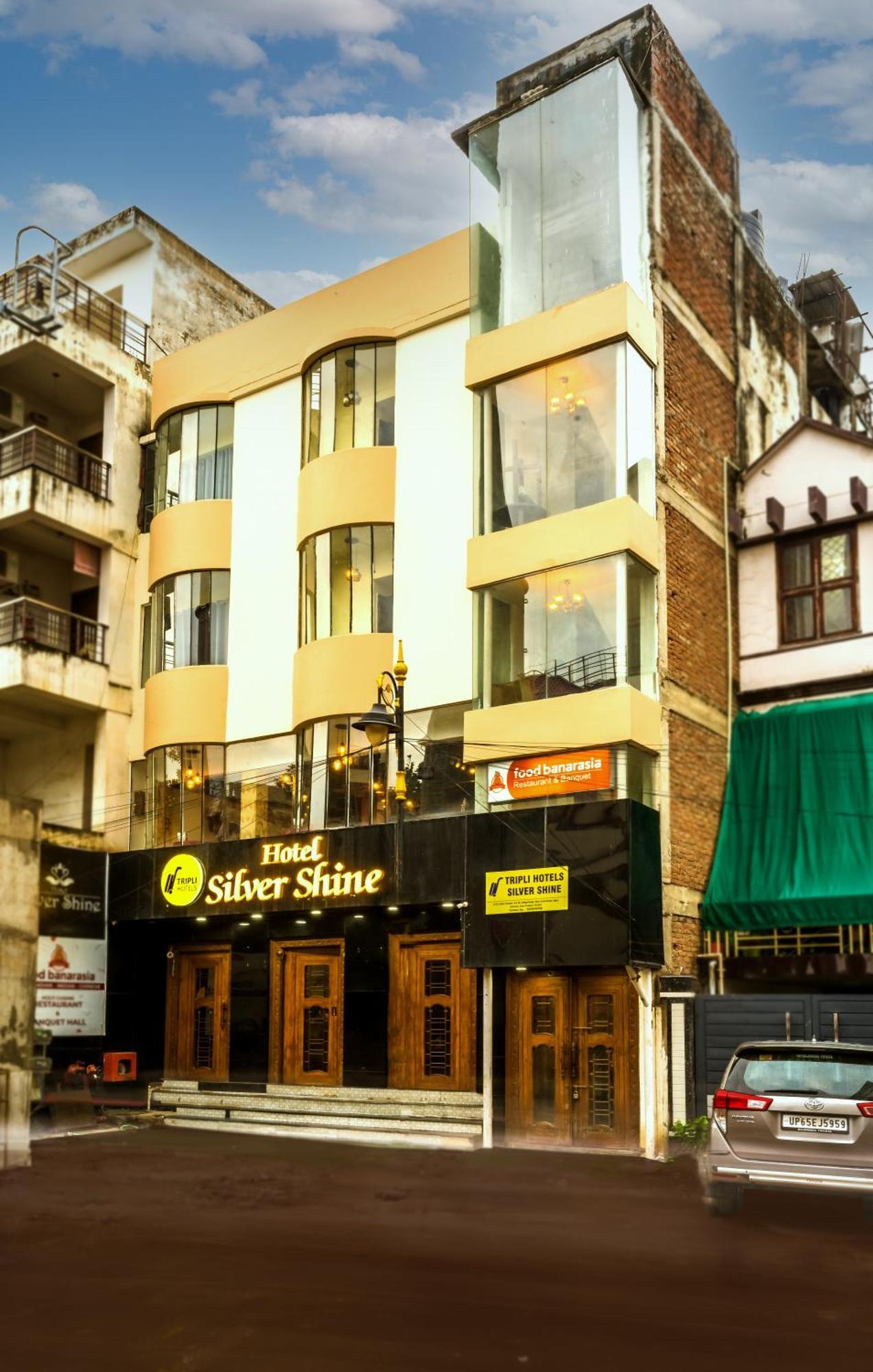 Tripli Hotels Silver Shine Varanasi Exterior foto